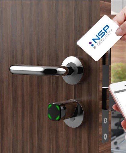 Keycard & Smartphone activated electronic cylinder